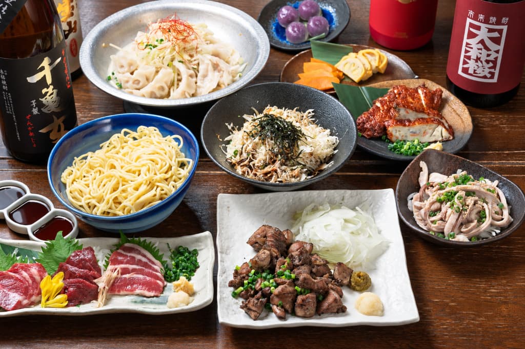 【2時間飲み放題付き】濃厚博多炊き餃子・九州満喫霧島コース〈全９品〉　5,000円（税込）